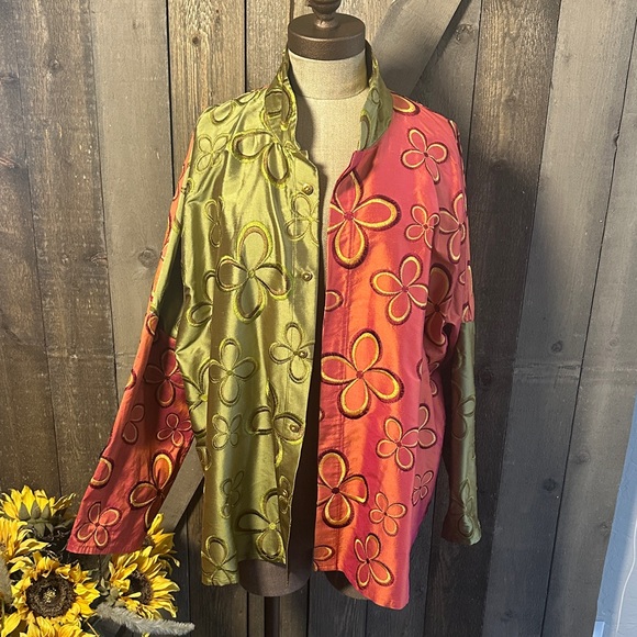 Peter Lai Tops - Vintage Peter Lai Oversized Artsy Silk Embroidered Floral Colorblock Button up